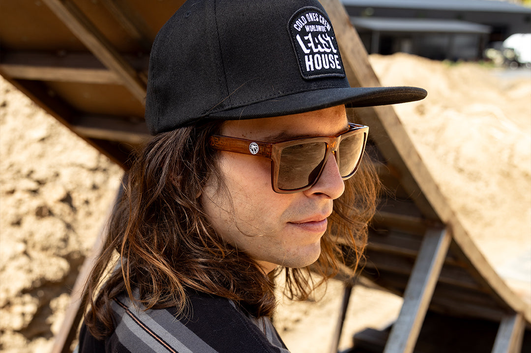 Man wearing the VISE Sunglasses: Saddle Z87
