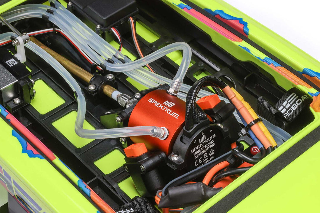 Heat Wave X Horizon Hobby Blackjack Catamaran Remote Controlled Boat - 24 Inch