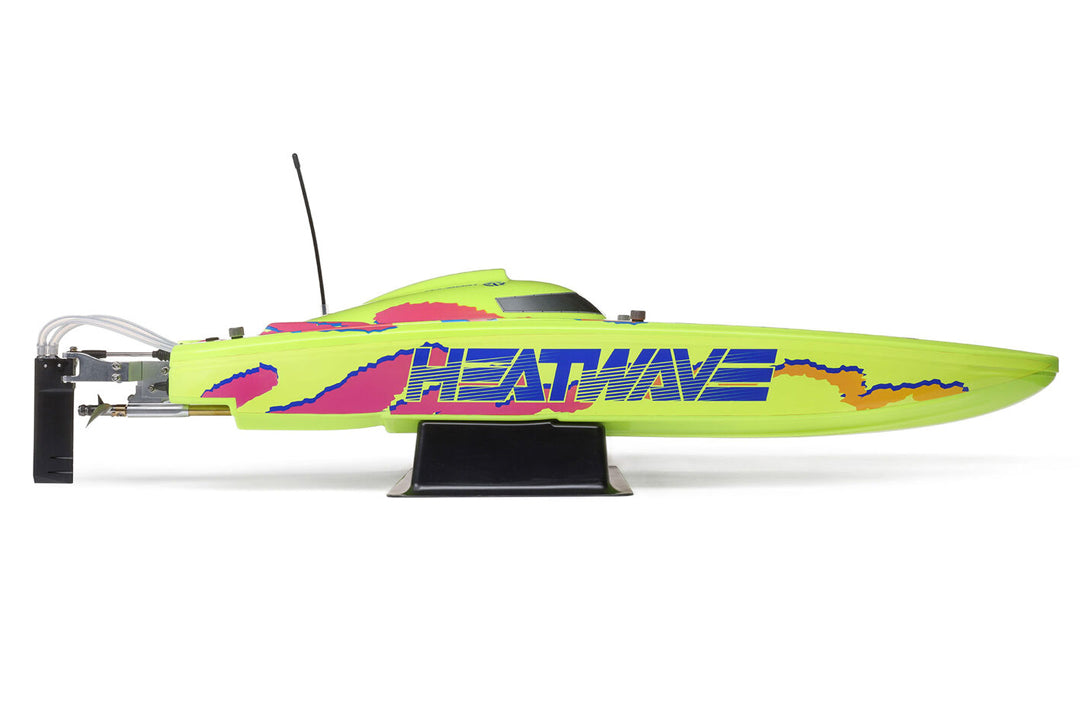 Heat Wave X Horizon Hobby Blackjack Catamaran Remote Controlled Boat - 24 Inch